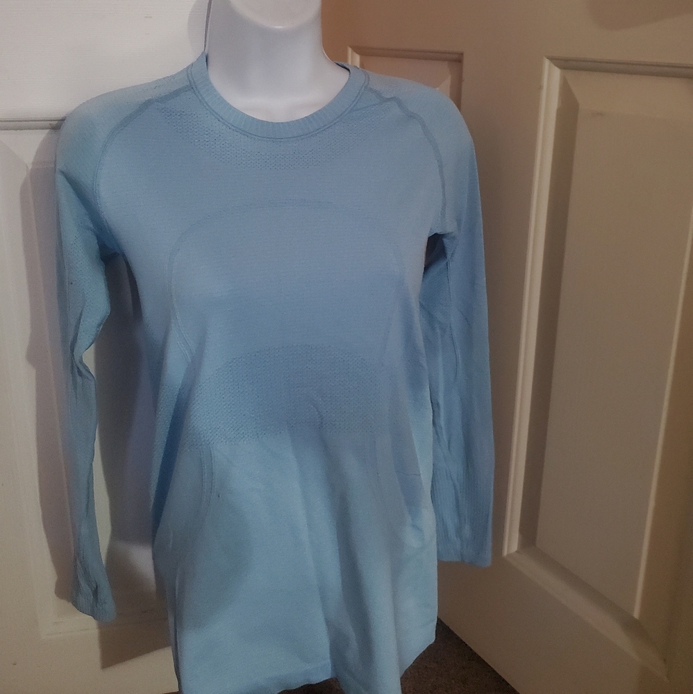 Lululemon  shirt